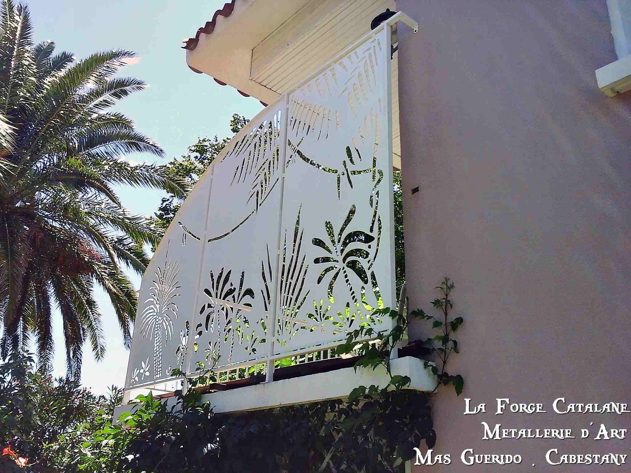 garde corps de balcon brise vue decoupe laser vegetale thermolaquage forge catalane.jpg